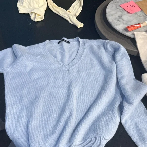 Brandy Melville Sky Blue V-Neck Sweater - Picture 2 of 3